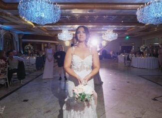 The Venetian Garfield NJ Greek Orthodox Wedding | Christine & Ron | Bouquet Toss