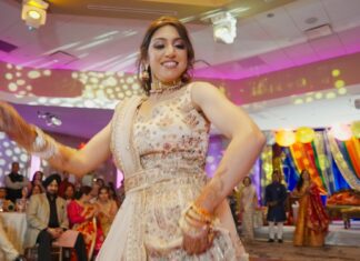 GSSA Bridgewater Gurudwara Basking Ridge NJ Hindu Wedding | Vani & Mohit | Sangeet Bride Performance