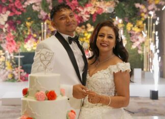 Marigold Somerset NJ Wedding | Eshawattie & Leon | Cake Cutting