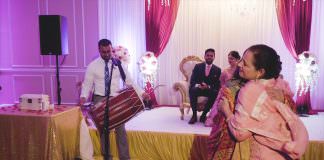 Deewan Banquet Piscataway NJ Reception | Gurleen & Ravneet | Dholi Boliyan