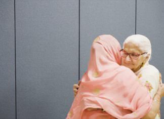 Gurudwara Singh Sabha Port Reading NJ Sikh Wedding | Navjot & David | Ladies Milni