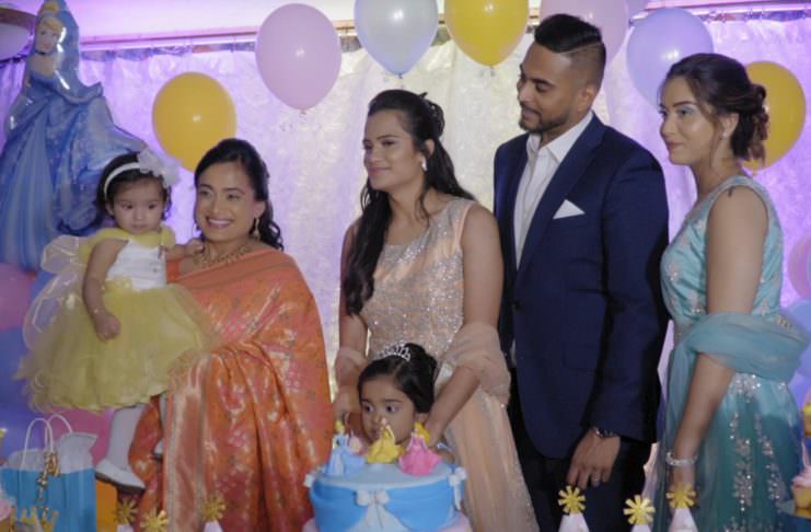Royal Alberts Palace Fords NJ Birthday | Alayna Birthday | Cake Cutting