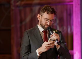 Riverside on the Potomac Leesburg VA Fusion Wedding | Beverly & Jayanth | Groomsmen Speech