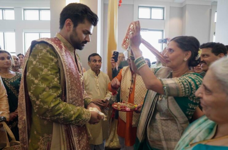 Hilton Oceanfront Virginia Beach Virginia Beach VA Hindu Wedding | Upasana & Maharshi | Milni